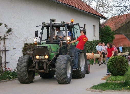 2012-04-29-Maibaumaktion.jpg