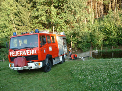 loeschfahrzeug.jpg